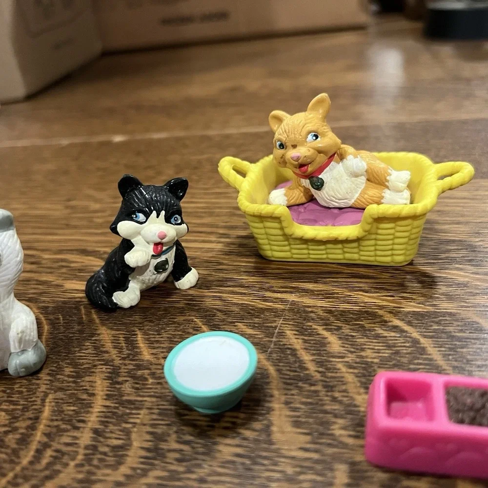 VTG 90s Jasman My Precious Pets Lot with Cat Bed, 4 Cats, Saucer Of Milk, Bowl